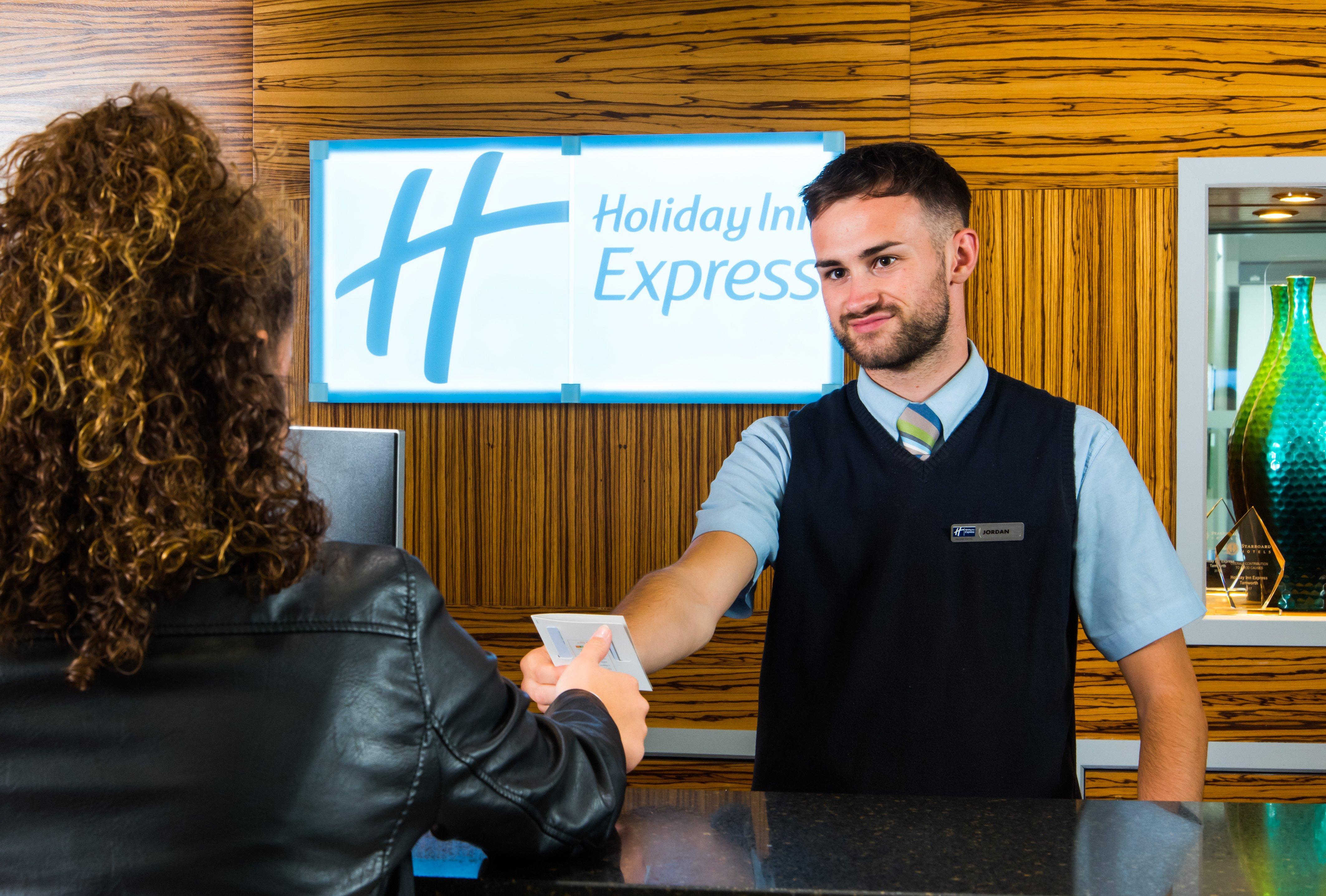 Holiday Inn Express Tamworth, An Ihg Hotel Екстериор снимка